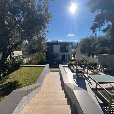 Villa Sea View In Upscale Yalikavak *