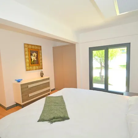 Sea View In Upscale Yalikavak *