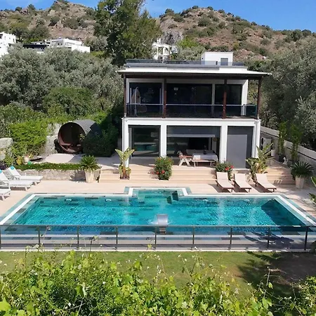 Sea View In Upscale Yalikavak Villa Bodrum