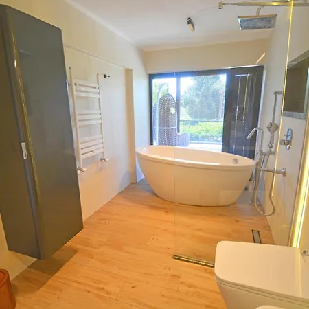 Sea View In Upscale Yalikavak Bodrum