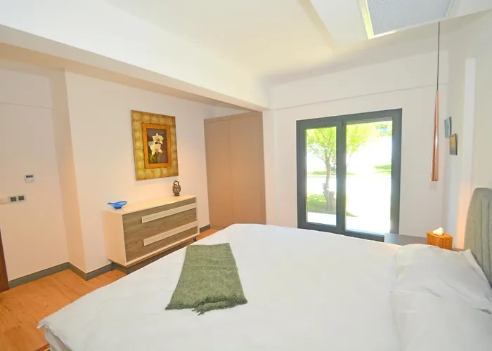 Sea View In Upscale Yalikavak *