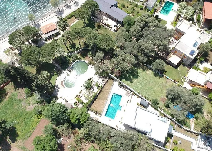 Sea View In Upscale Yalikavak Vila